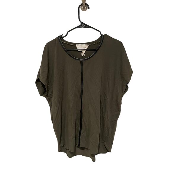 Two by Vince Camuto olive green shirt faux leather accents large - Picture 1 of 5